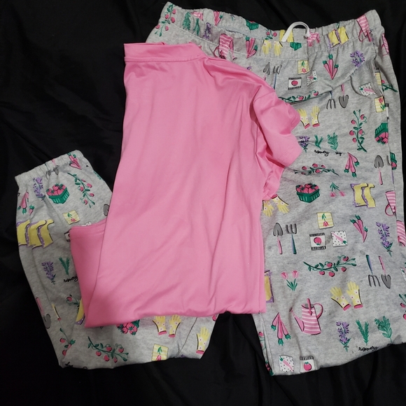 Joyspun size small pajamas pants and matching shirt NWOT - Picture 5 of 5